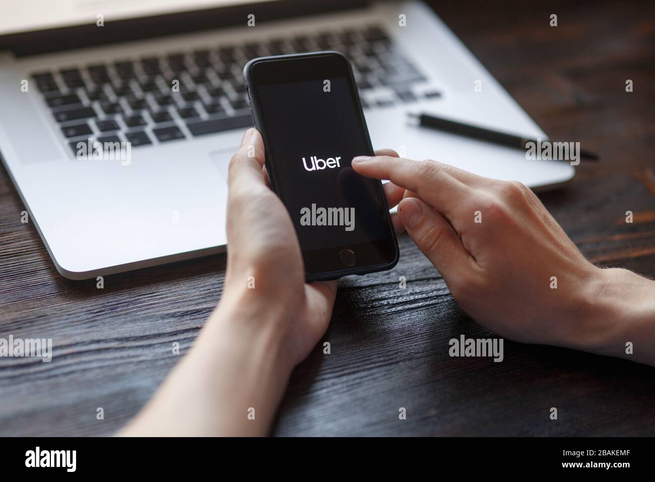 Application Uber. Uber technologies Inc. Est une société de technologie américaine dont le siège social est situé à San Francisco, en Californie, aux États-Unis Banque D'Images