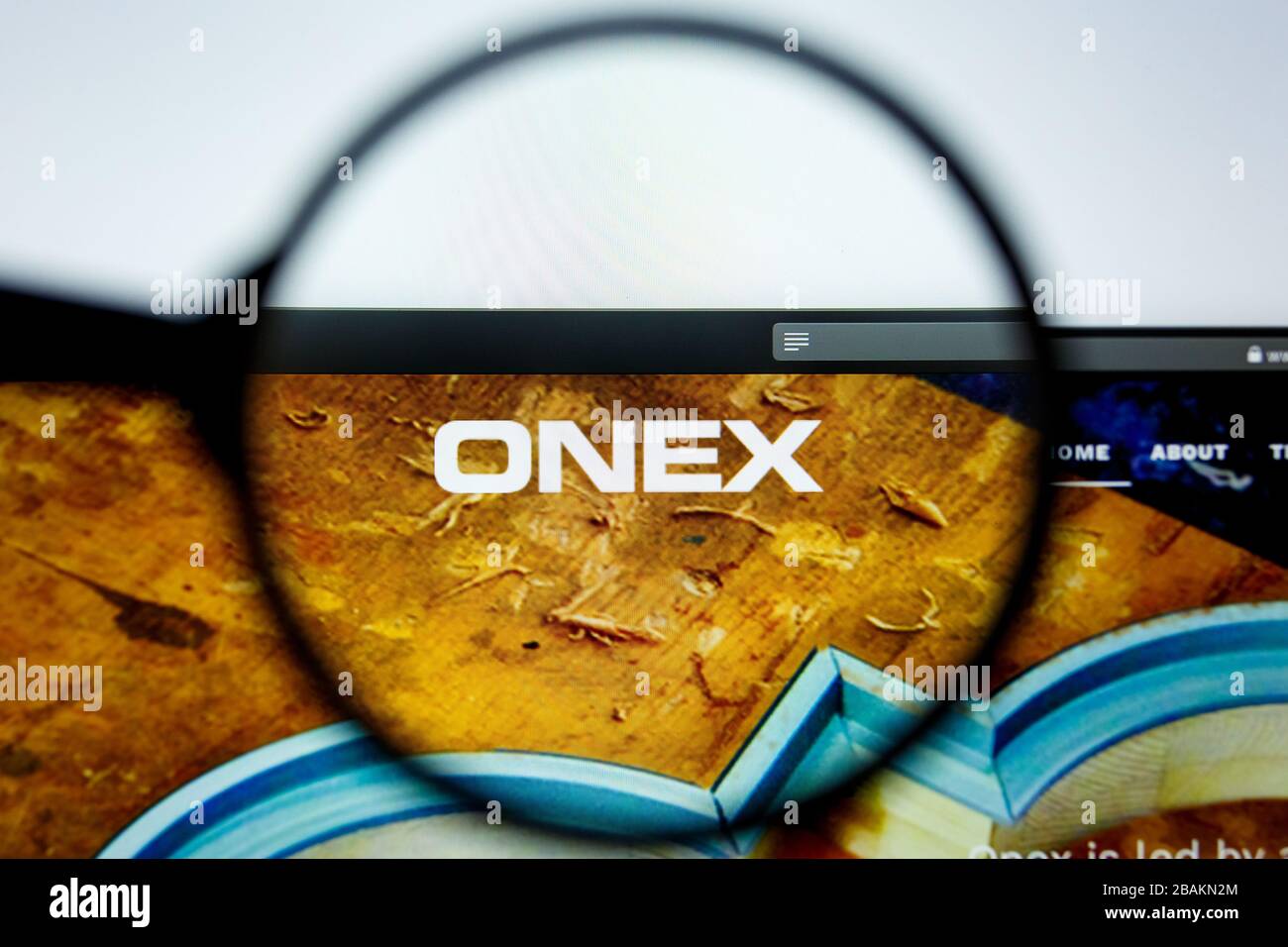 Los Angeles, Californie, Etats-Unis - 12 juin 2019 : éditorial illustratif de la page d'accueil DU site D'ONEX. Logo ONEX visible sur l'écran Banque D'Images
