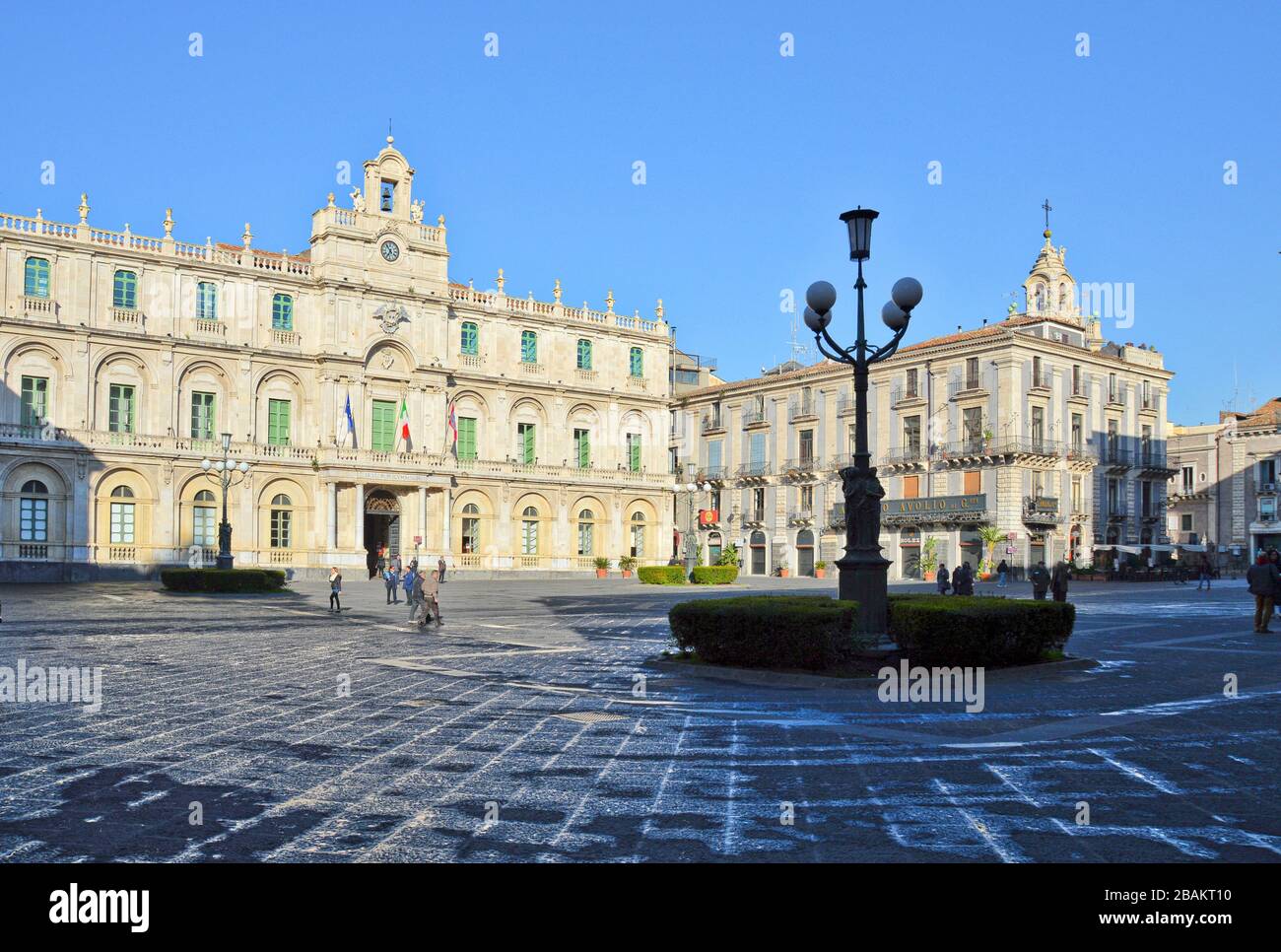 Vue sur une place à Catane, Italie Banque D'Images