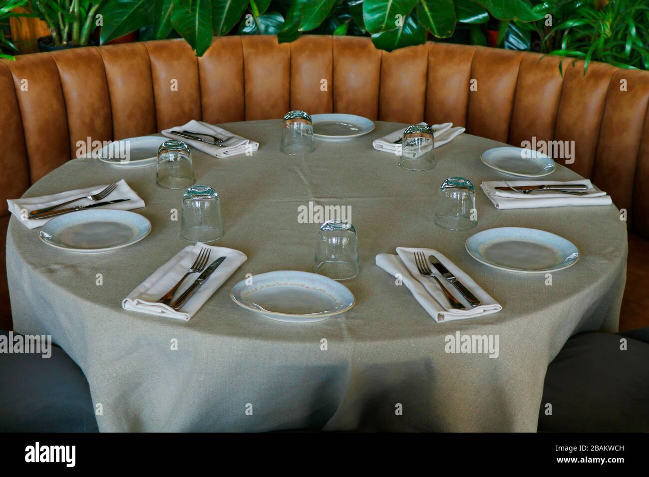 table à manger simple et élégante Banque D'Images
