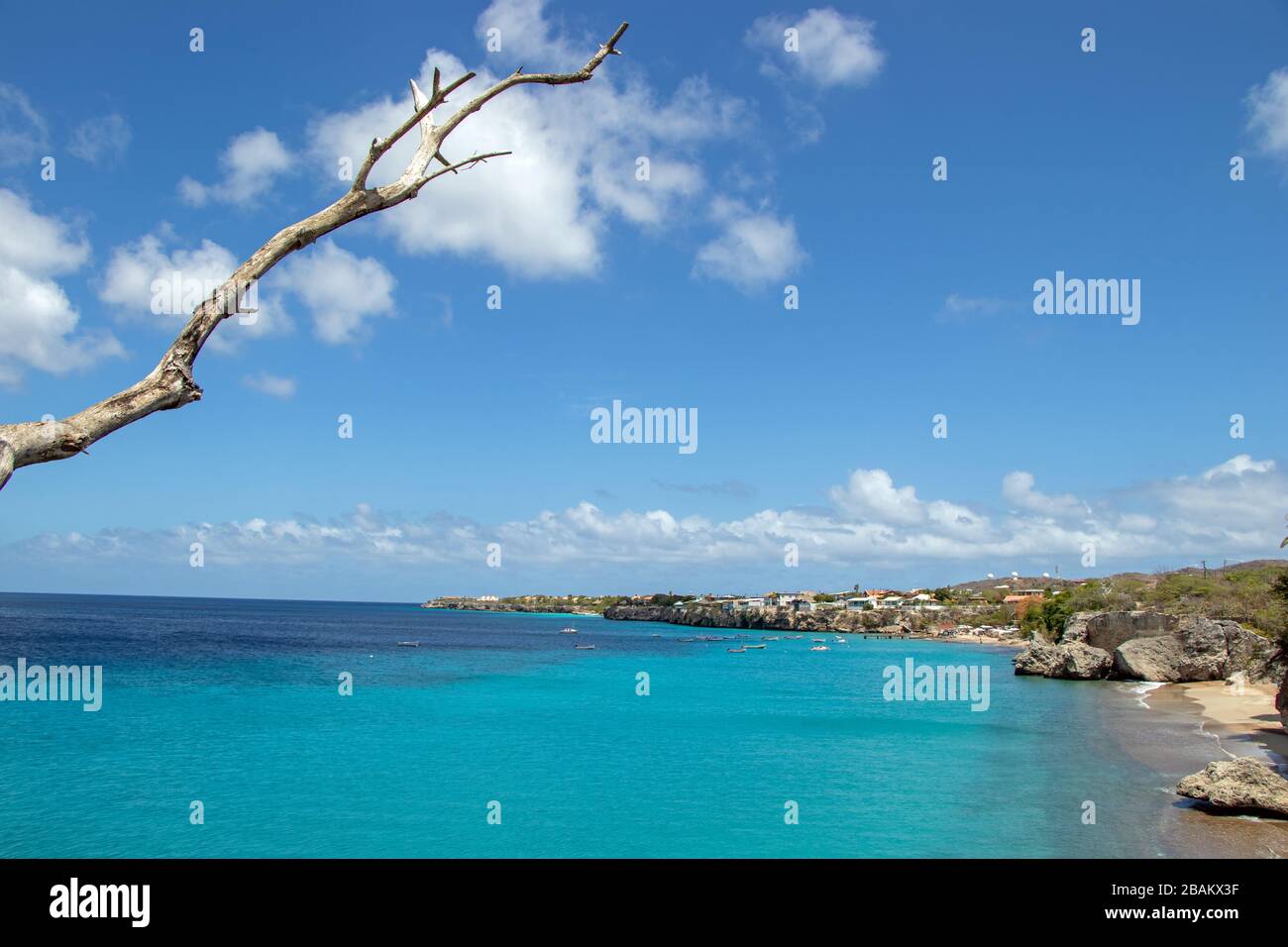 Vue sur la plage de Playa Forti sur l'île de Curaçao Voyage Banque D'Images