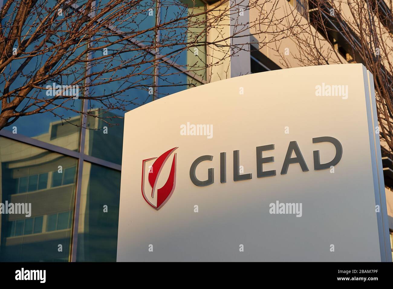 Siège social de la société américaine de biotechnologie Gilead Sciences, Inc. Gilead commence deux études de phase 3 de Remdésivir antiviral pour le traitement de COVID-19. Banque D'Images