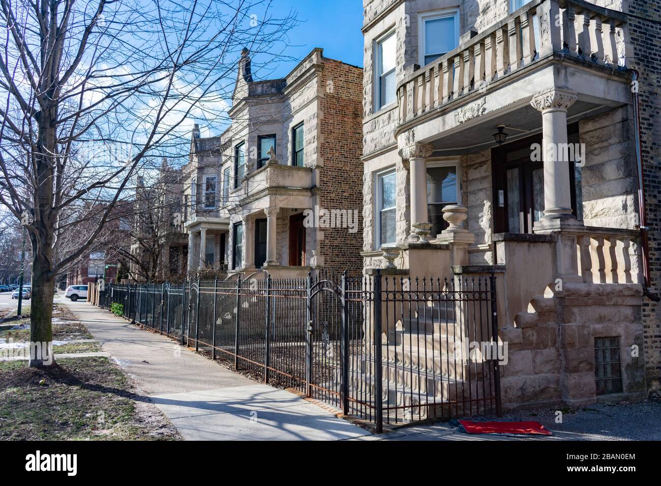 Rangée de vieilles maisons à Logan Square Chicago Banque D'Images