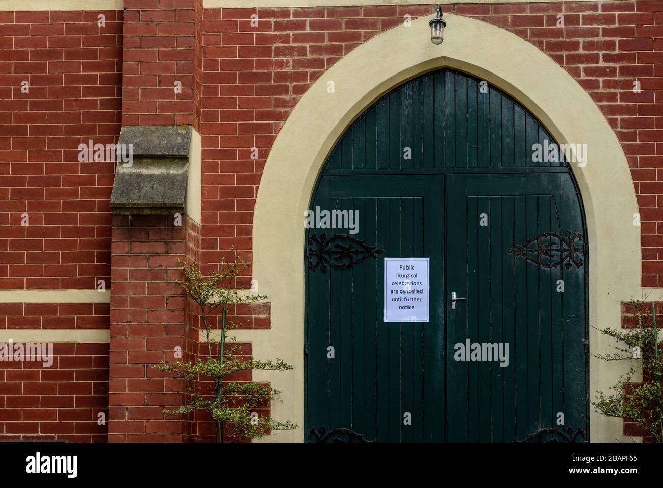 Les églises ont fermé dans les villes de campagne australiennes en raison des mesures de Covid-19 Banque D'Images