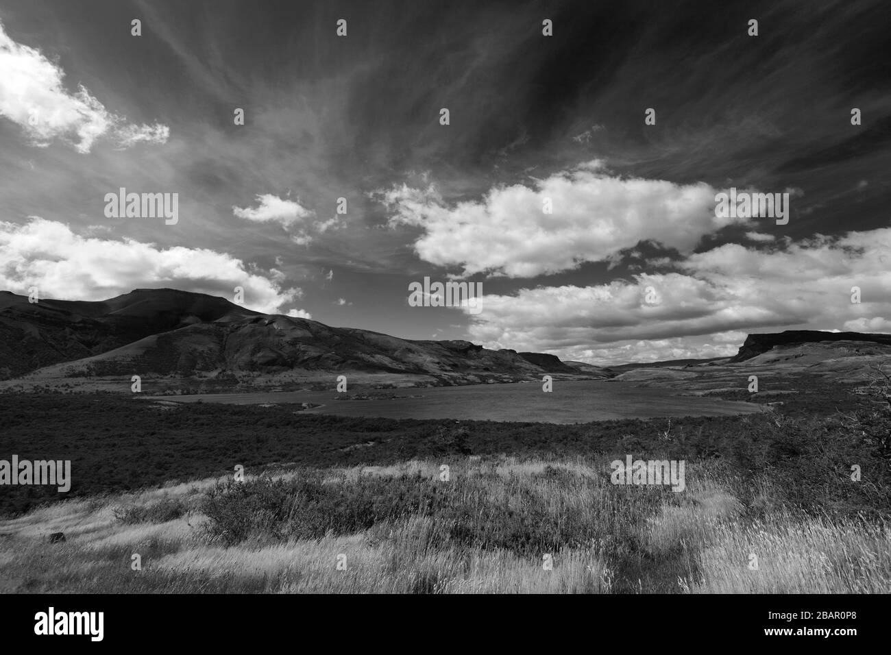 Vue d'été sur Lago Sofía près de Puerto Natales ville, Patagonia, Chili, Amérique du Sud Banque D'Images