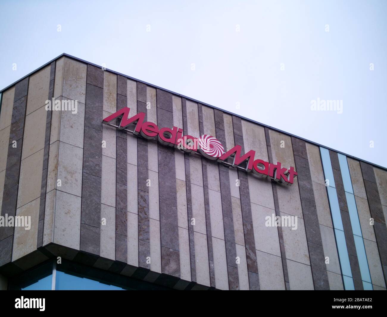 Media Markt logo an fassade Außenwerbung CEconomy Saturn Banque D'Images