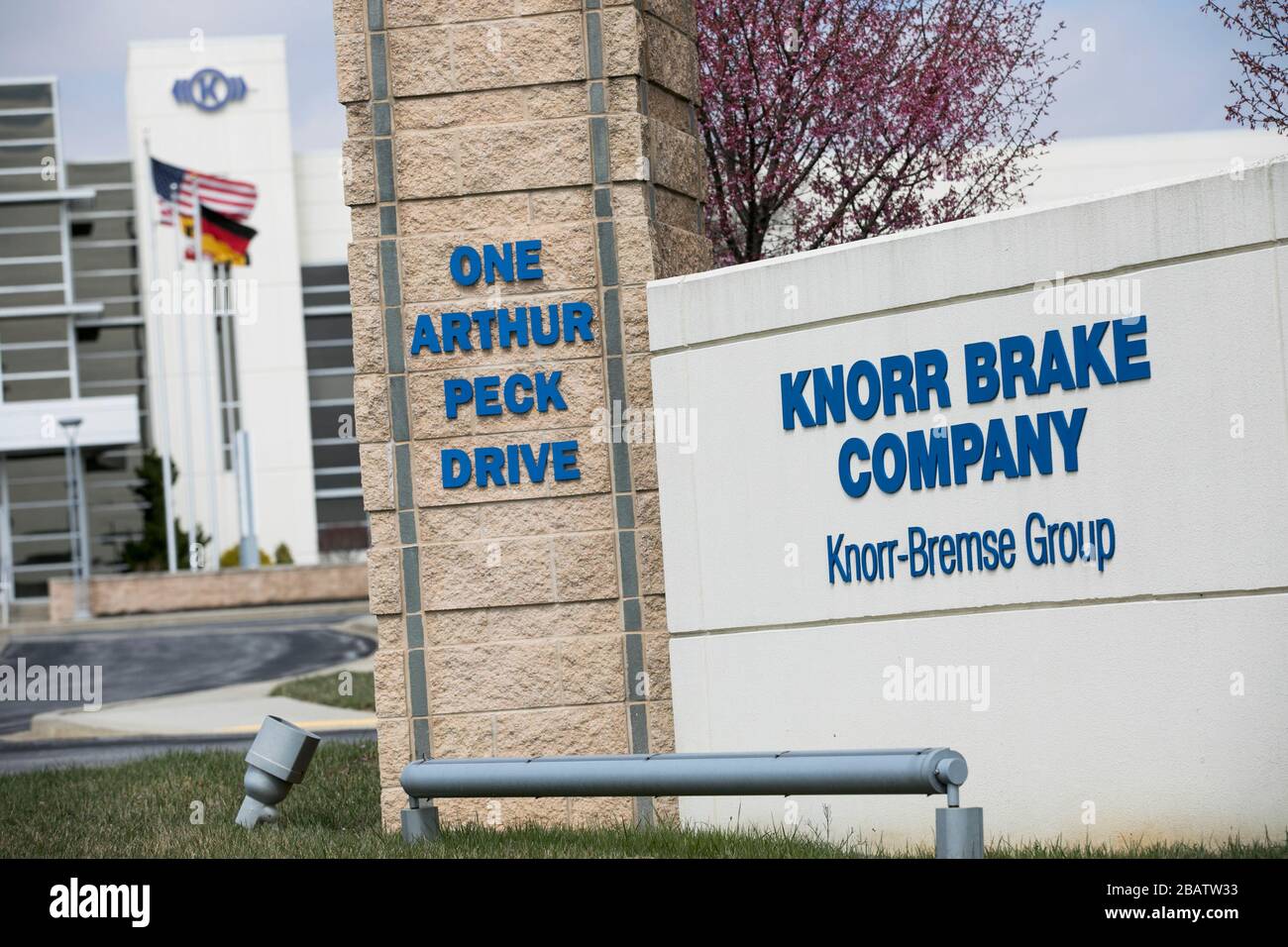 Un logo en dehors d'une installation occupée par la Knorr Brake Company, filiale de Knorr-Bremse, à Westminster, Maryland, le 26 mars 2020. Banque D'Images