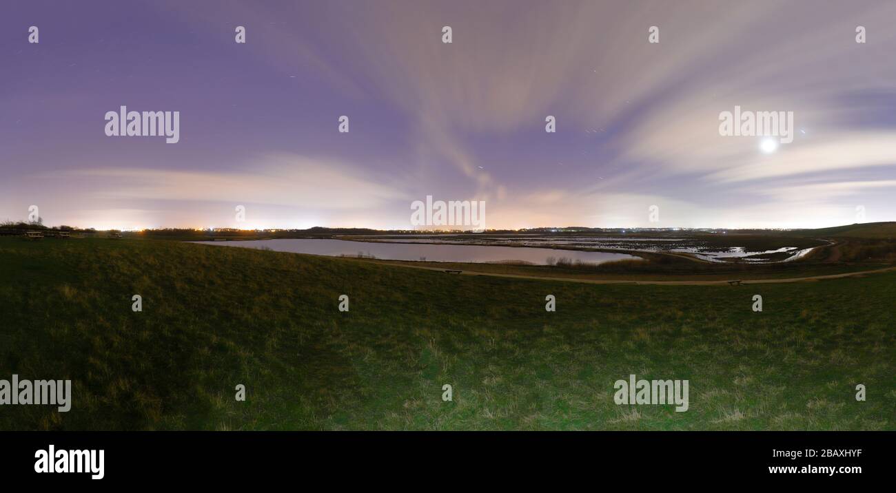 St Aidan's à Swillington est un ancien site de charbon en fonte ouverte qui est maintenant un parc naturel et une plaine inondable dirigé par la RSPB Banque D'Images