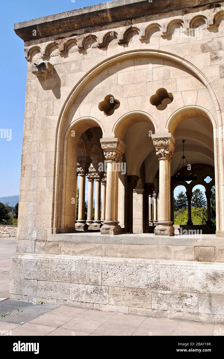 Le château de Bad Homburg (Schloss Bad Homburg) est un château et un palais dans la ville allemande de Bad Homburg vor der Höhe, Allemagne. Porche du château sur la cour. Banque D'Images