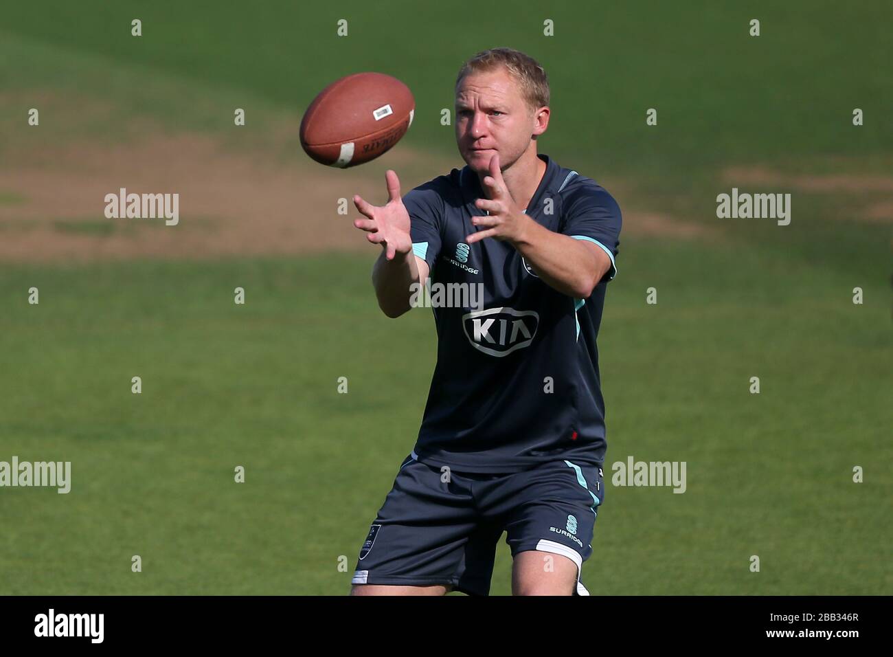Gareth Batty de Surrey pendant la période de préchauffage Banque D'Images