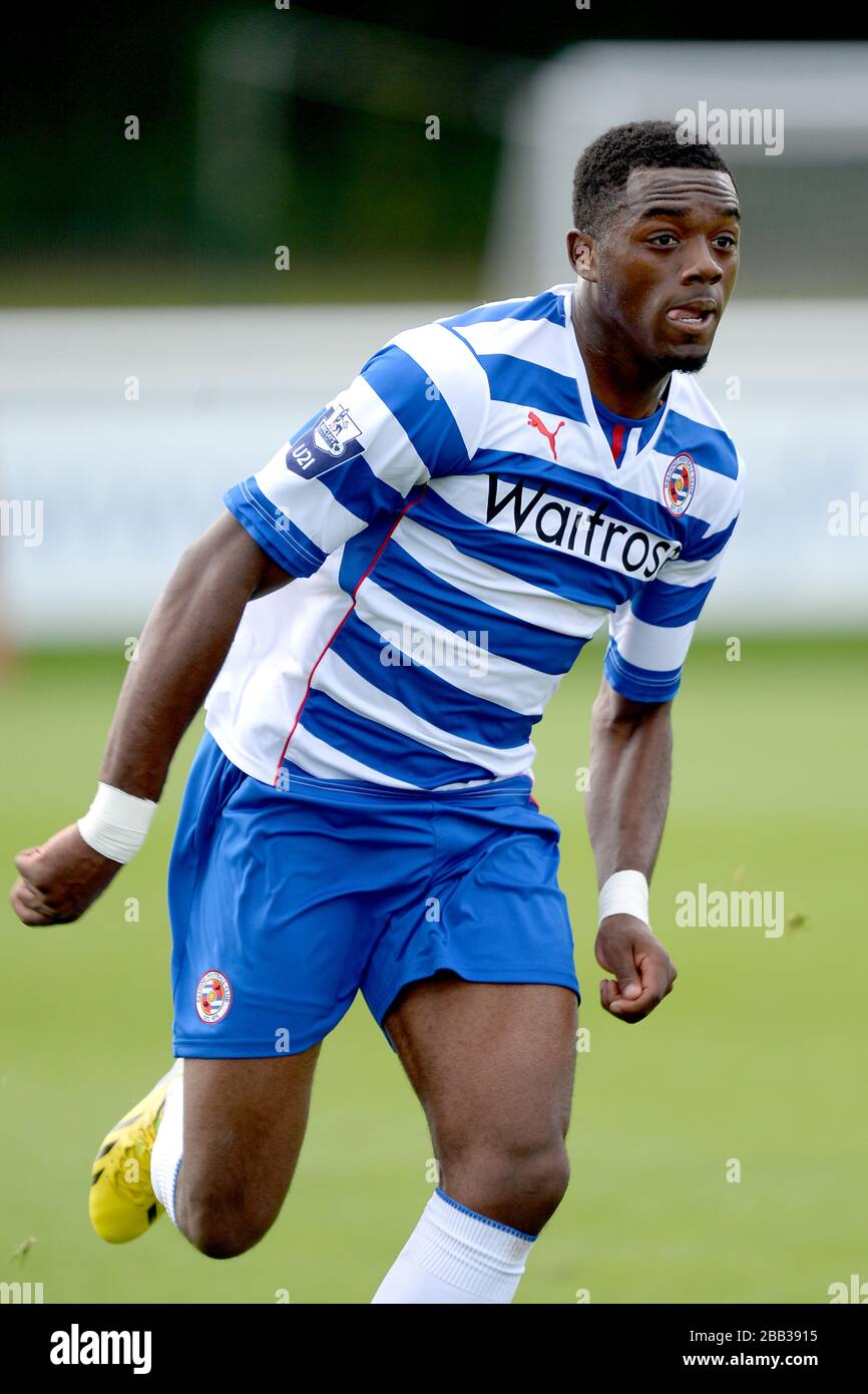 Gozie Ugwu, lecture Banque D'Images