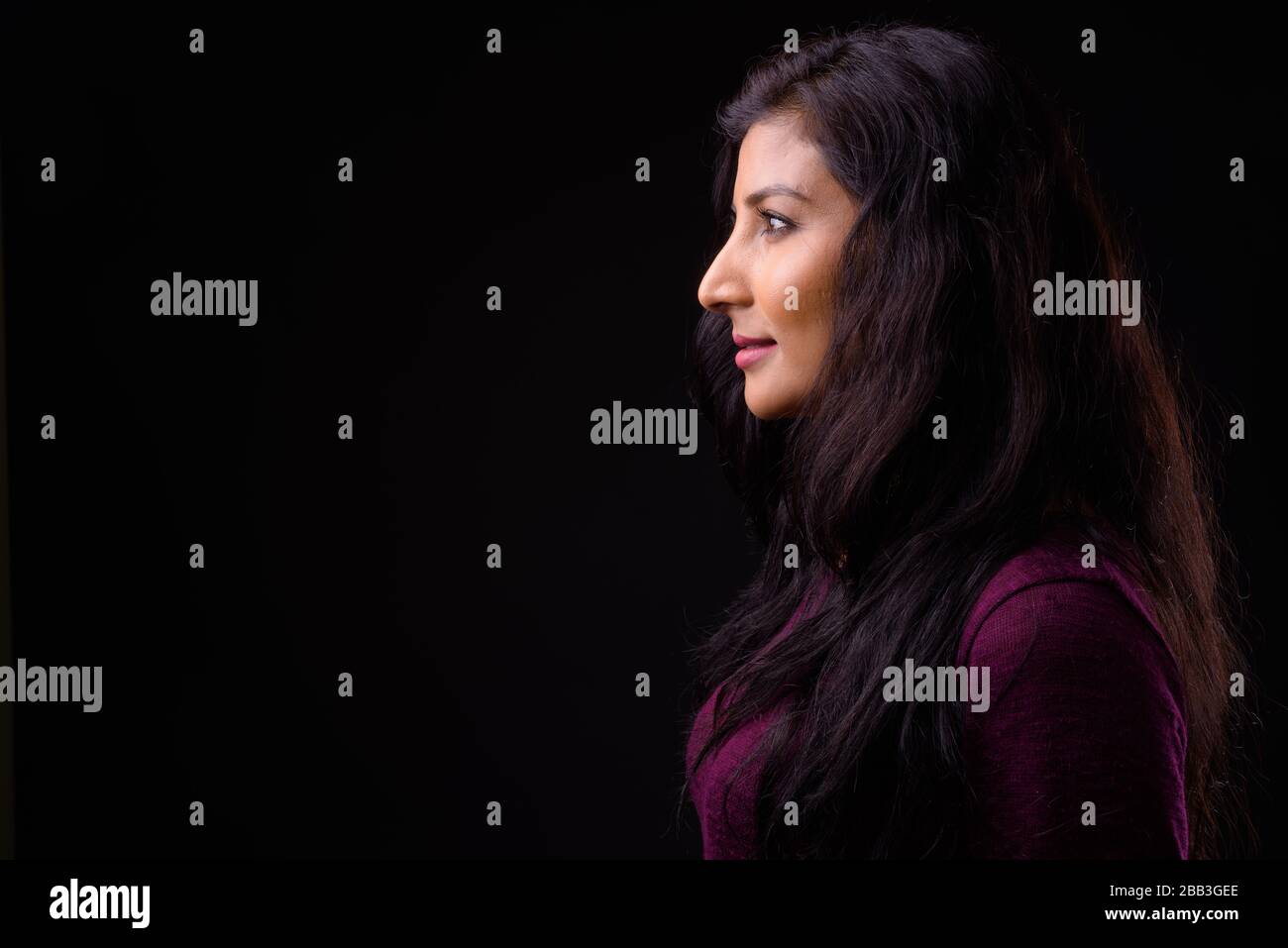 Vue détaillée de la jeune belle femme indienne Banque D'Images