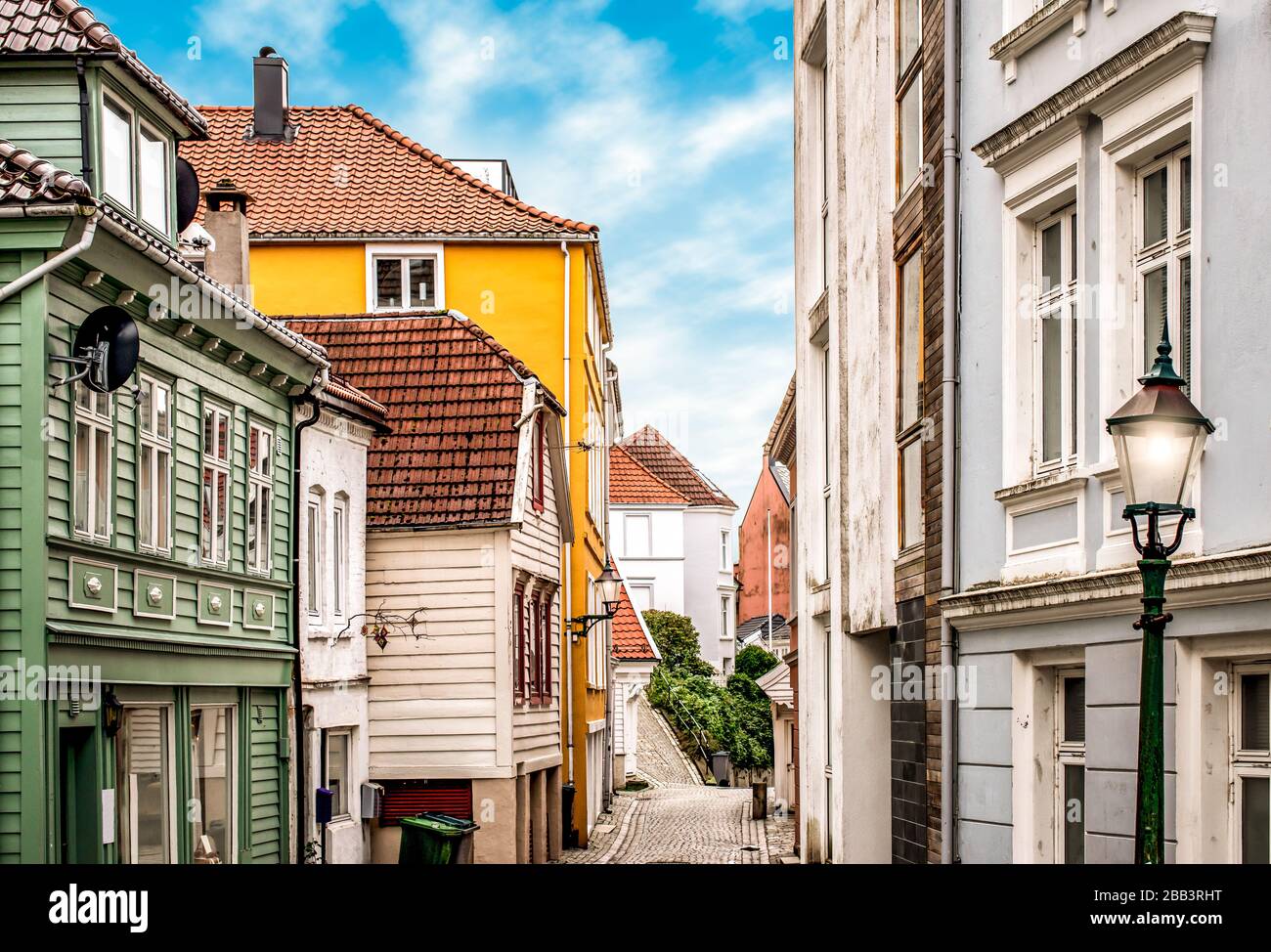 Maisons de couleur traditionnelle dans le centre-ville de Bergen, Norvège. Banque D'Images