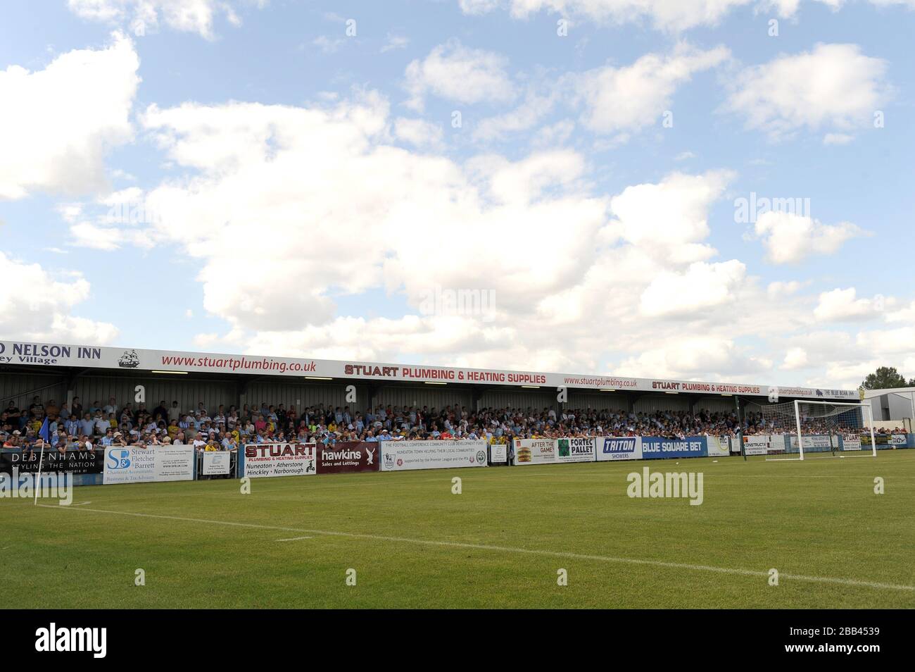 Vue générale sur le stade Liberty Way, stade de la ville de Nuneaton Banque D'Images