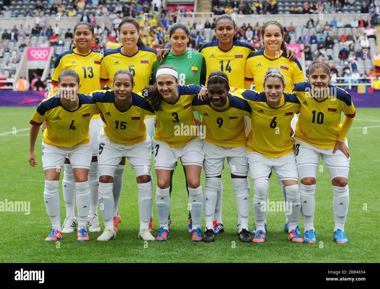 L'équipe féminine de Colombie photo devant le match du groupe G à St James'  Park, Newcastle Photo Stock - Alamy