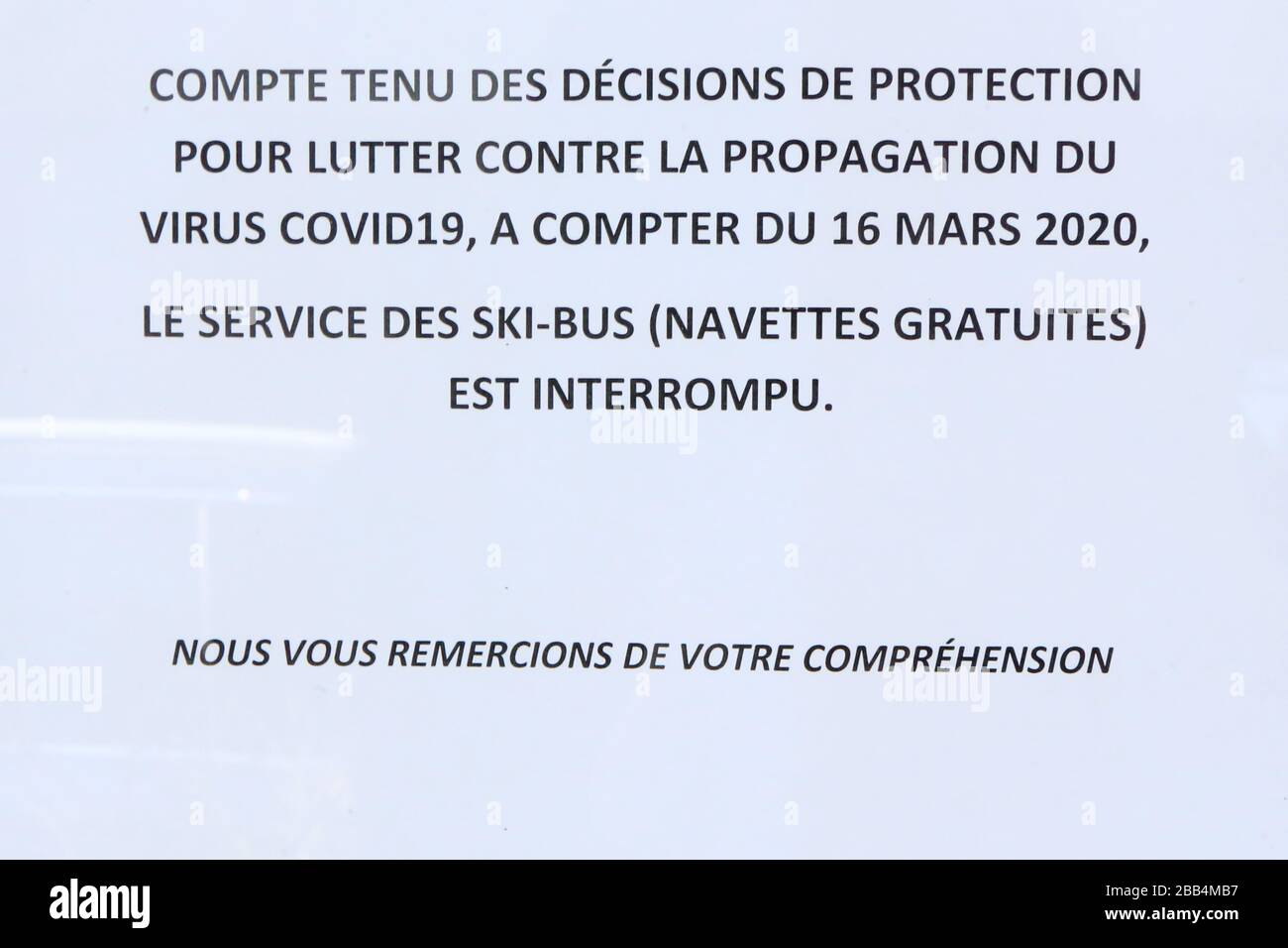 Le service de ski-bus est interrompu. Covid19. Saint-Gervais-les-bains. Haute-Savoie. France. Banque D'Images