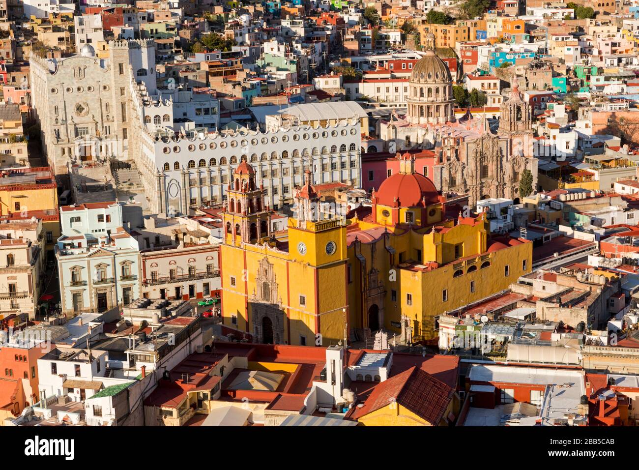 Mexique, les gratte-ciel de Guanajuato sont vus de Monumento a El Pïpila. Guanajuato, site du patrimoine mondial de l'UNESCO Banque D'Images