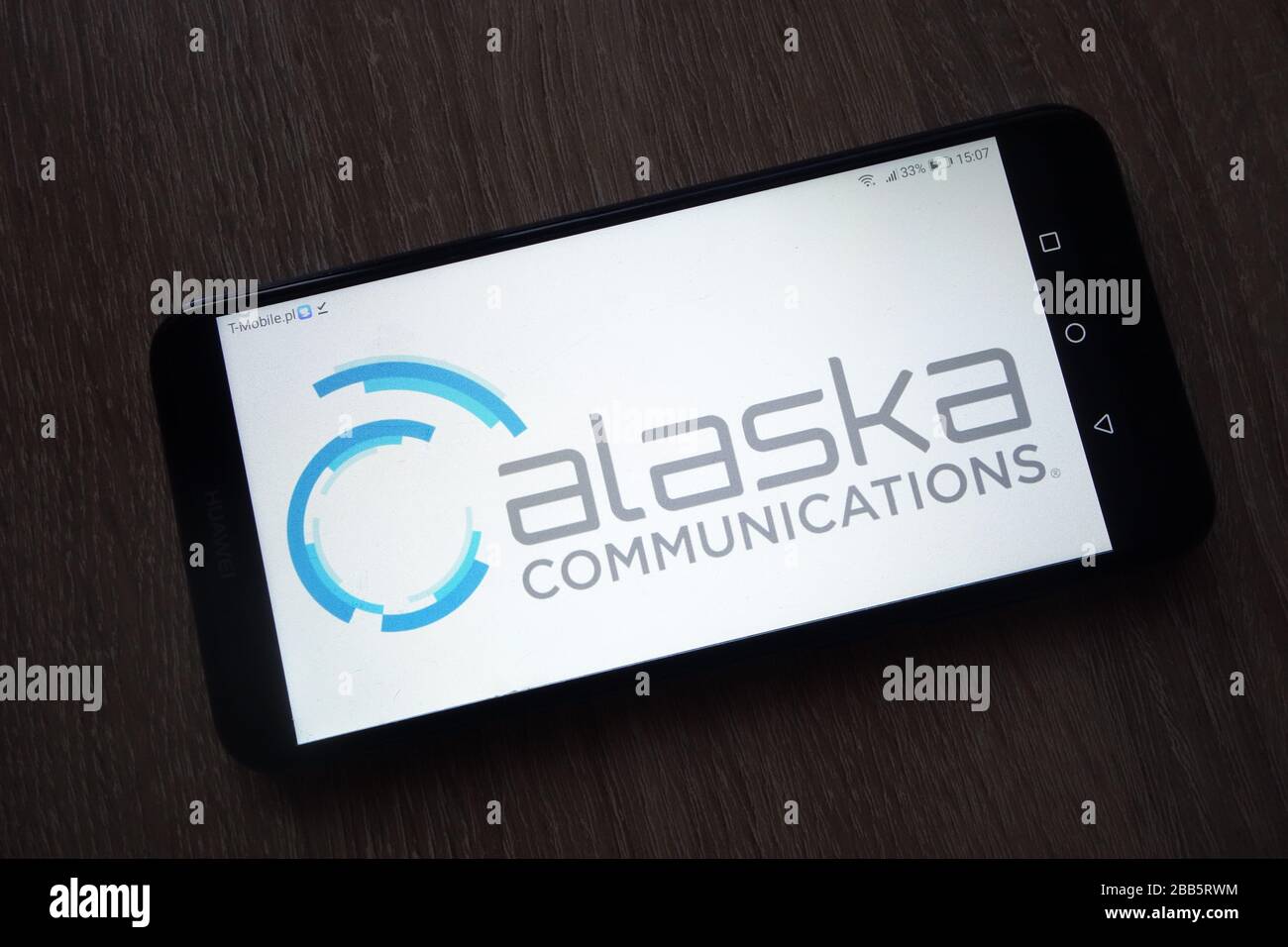 Logo Alaska Communications affiché sur le smartphone Banque D'Images