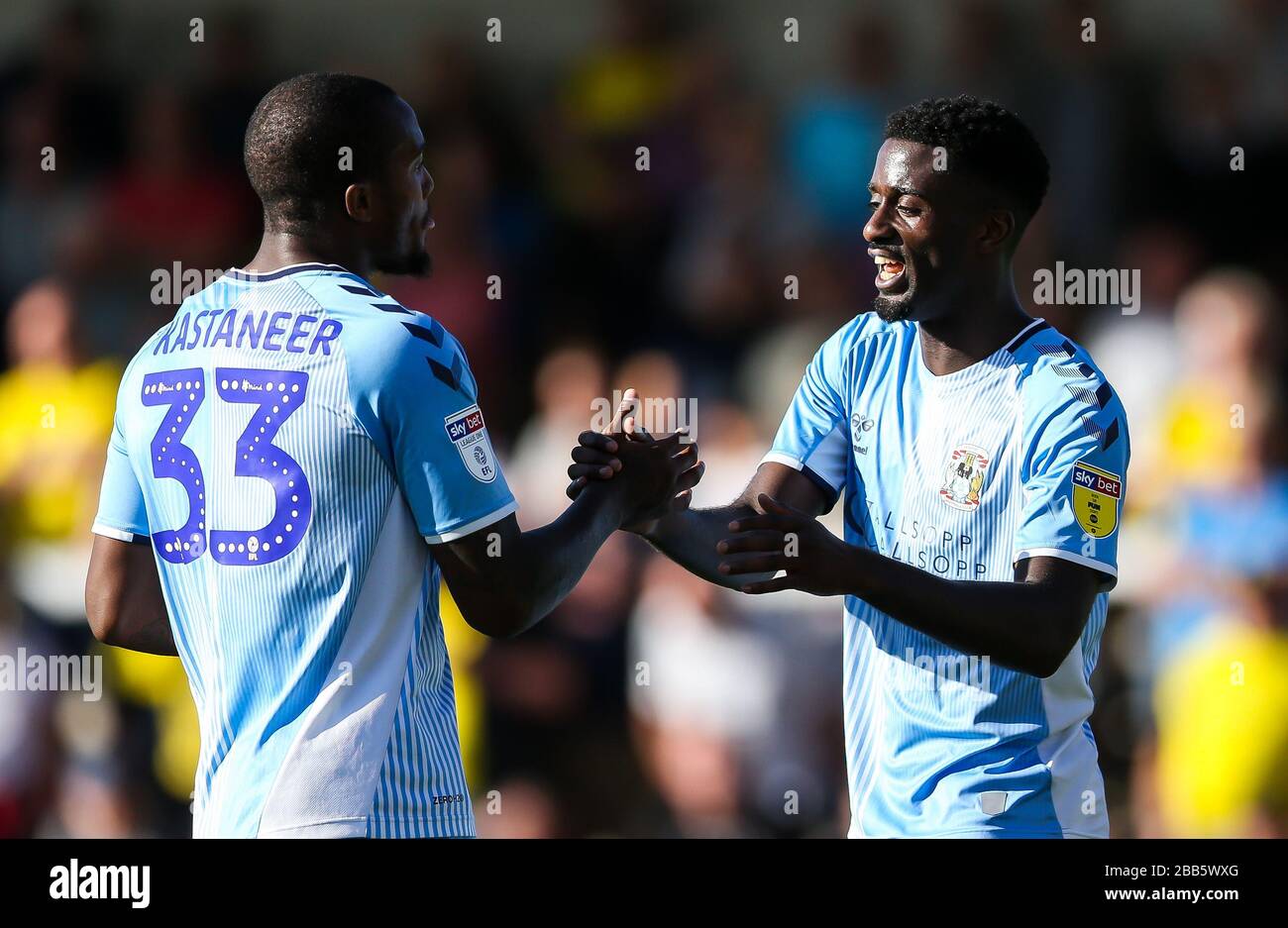 Gervane Kastaneer de Coventry City et Jordy Hiwula de Coventry City Banque D'Images