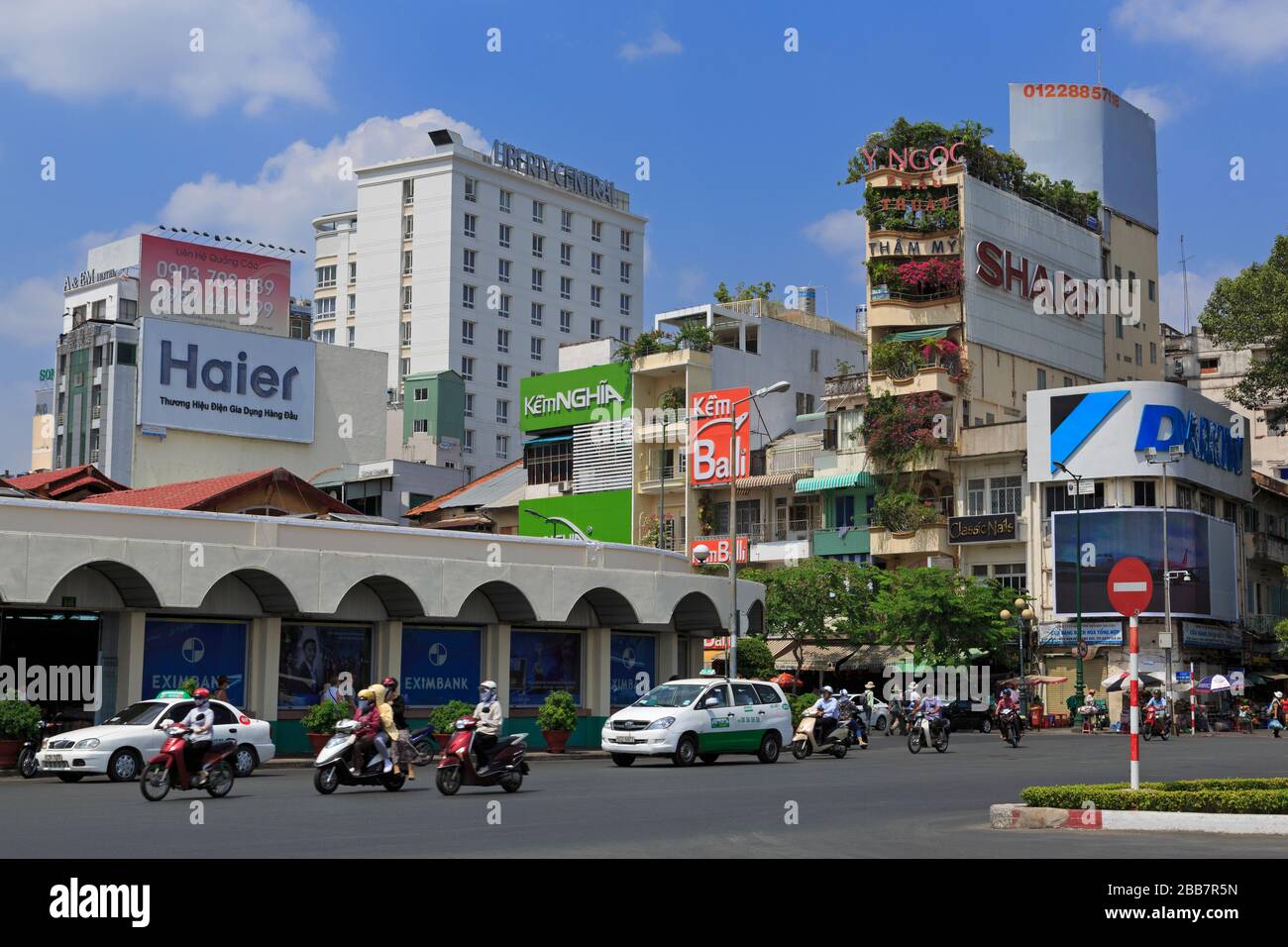 Ham Nghi Street, Ho Chi Minh Ville (Saigon), Vietnam, Asie Banque D'Images