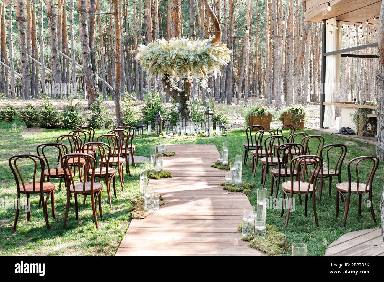 Un endroit bien frappé pour rencontrer les clients pour célébrer le mariage Banque D'Images