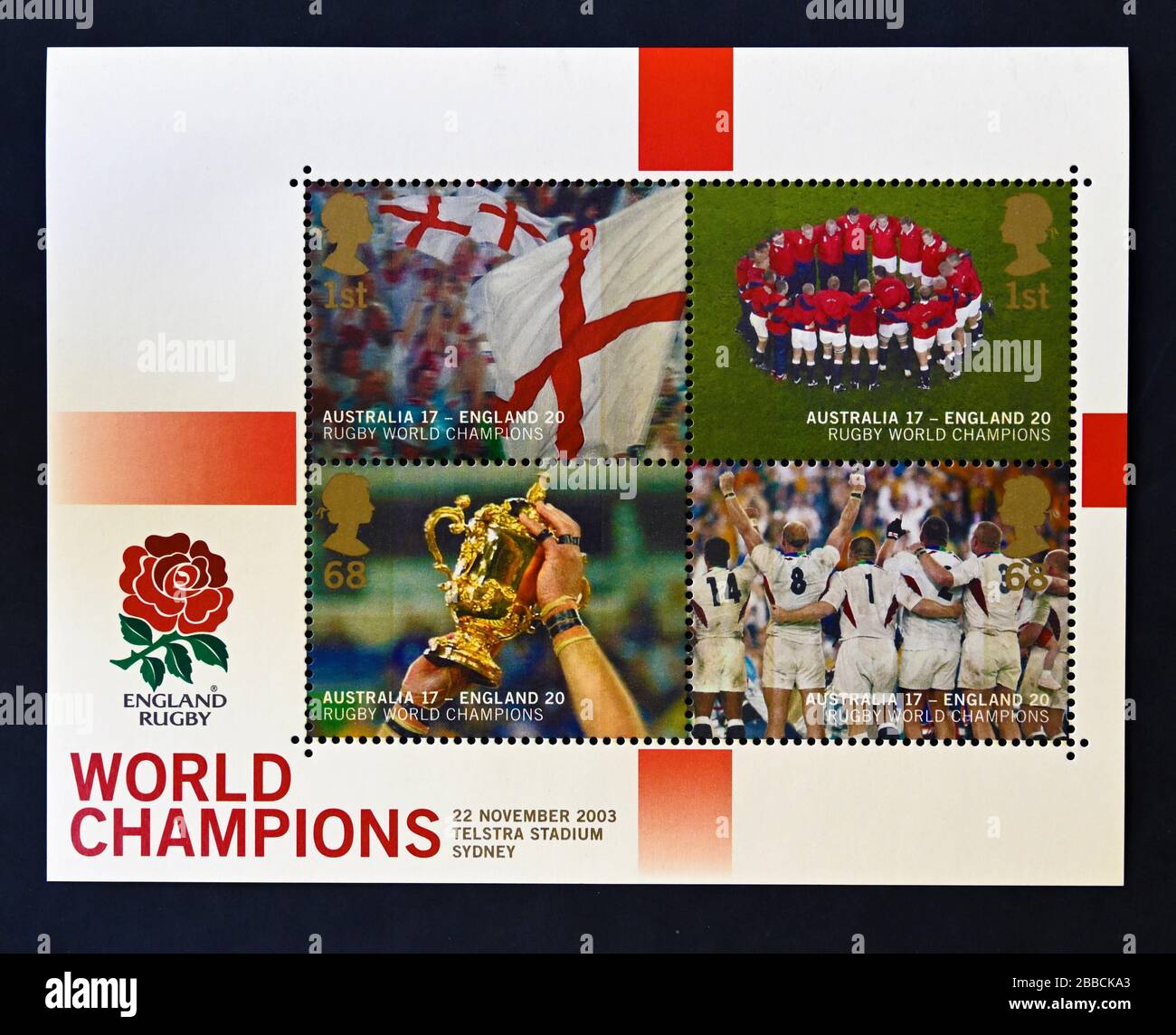 Timbres-poste. Grande-Bretagne. La reine Elizabeth II Victoire de l'Angleterre au championnat du monde de Rugby, Australie. Feuille miniature de quatre timbres. 2003. Banque D'Images