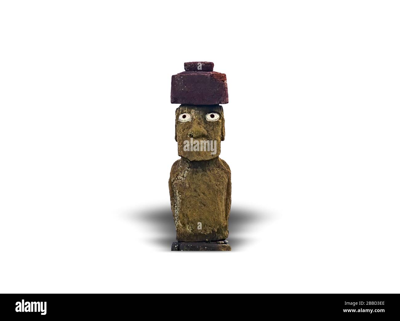 Une moai emblématique avec yeux et pukao sur fond blanc Banque D'Images
