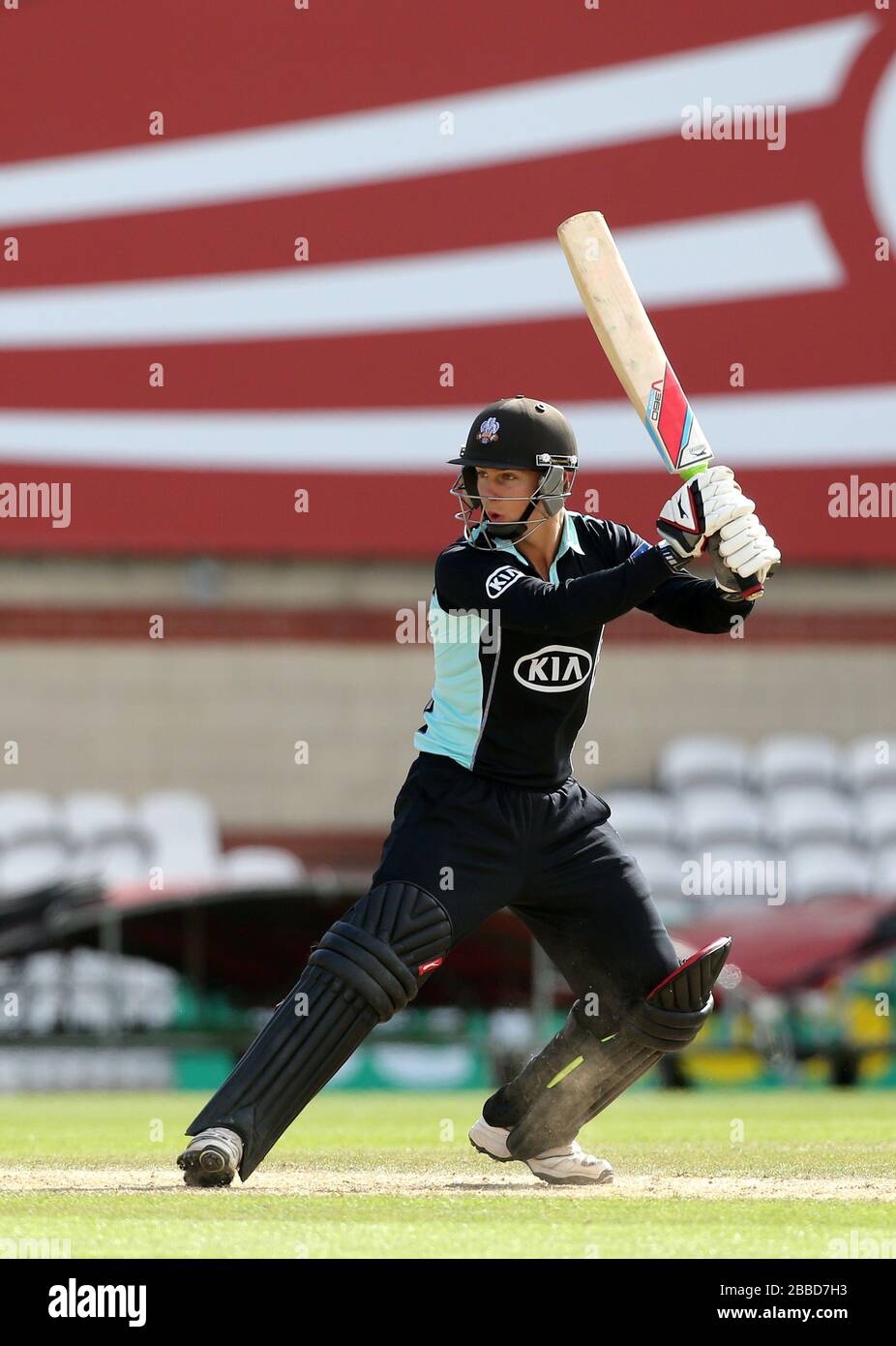 Tom Curran de Surrey sur son chemin à un score de 1 Banque D'Images