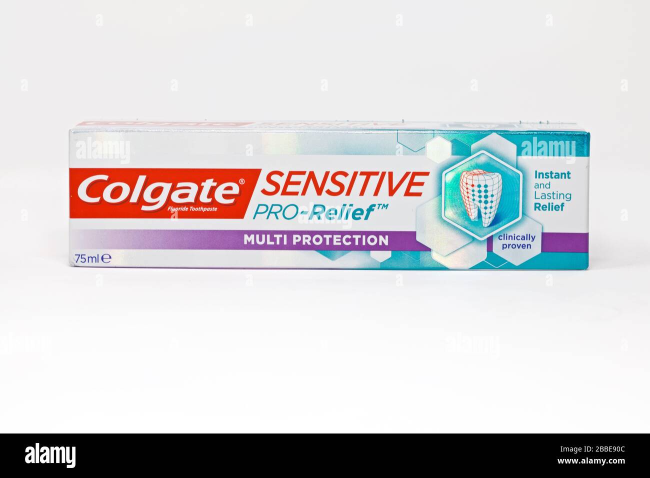 Dentifrice PRO-relief sensible Colgate Banque D'Images