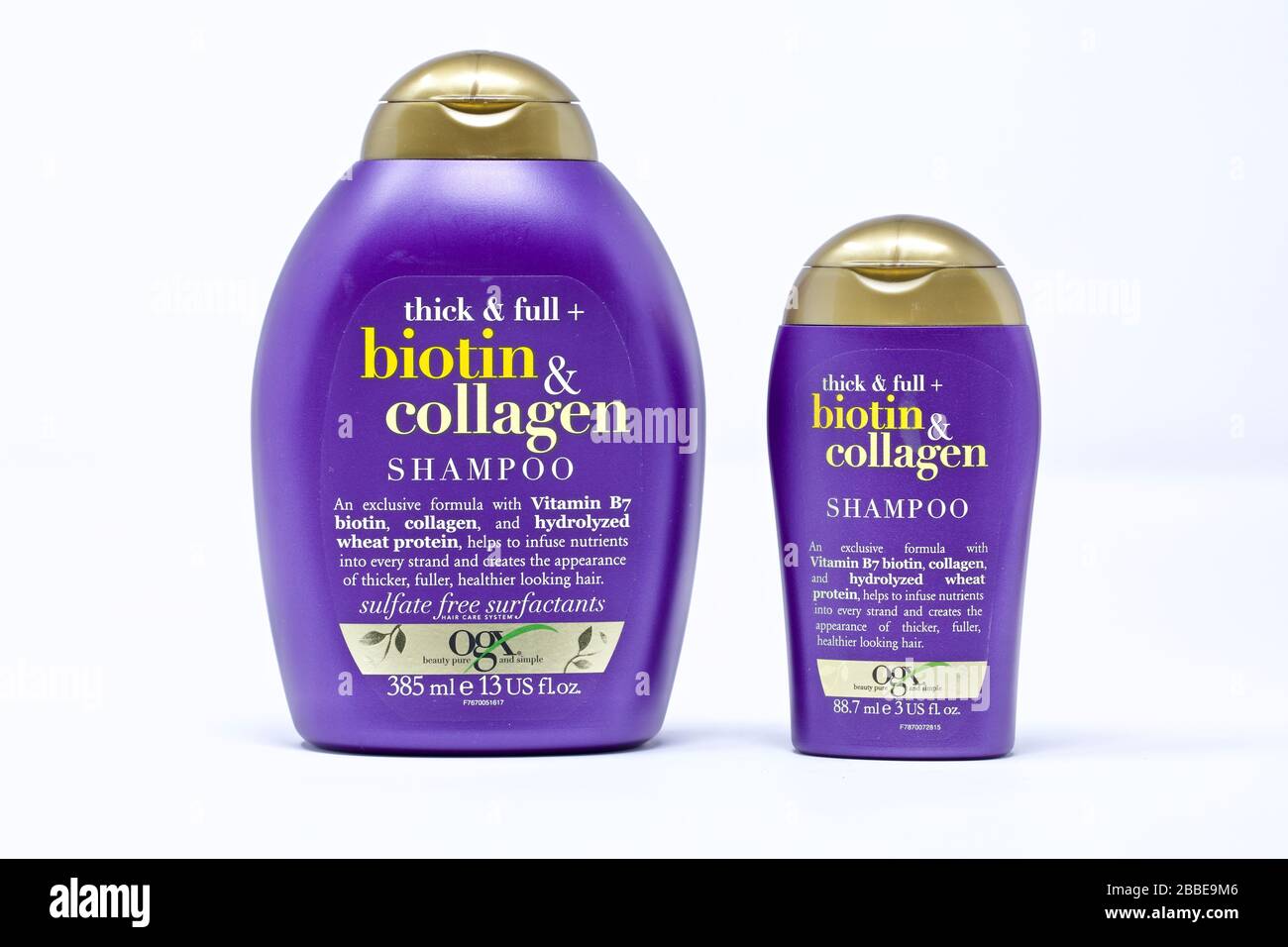 Shampooing OGX Biotine et collagène Banque D'Images