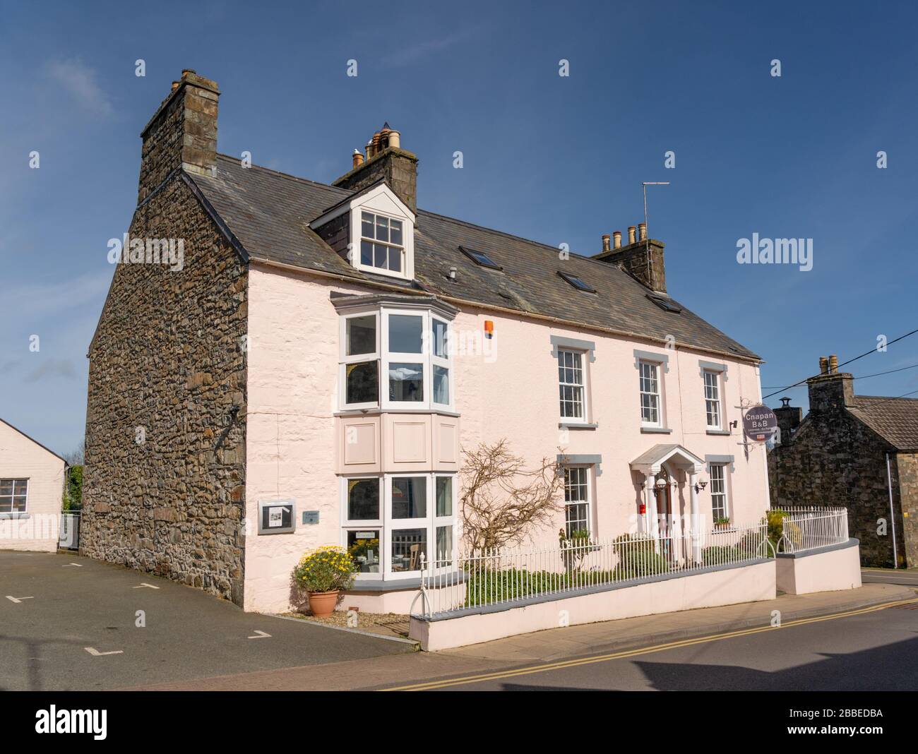 Extérieur de la maison d'hôtes de Cnaran, Newport, Pembrokeshire. Pays de Galles. ROYAUME-UNI Banque D'Images