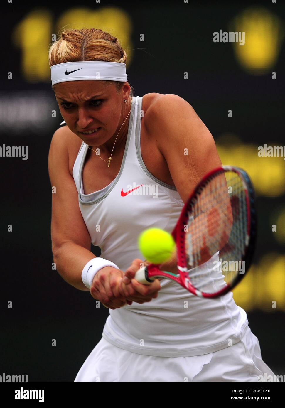 Sabine Lisicki, en Allemagne, est en action contre Kaia Kanepi, en Estonie Banque D'Images