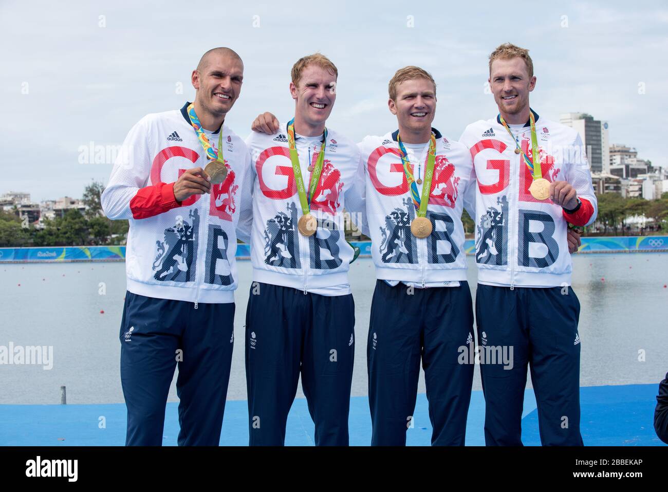 Rio de Janeiro. BRÉSIL médaillée d'or – quatre finales pour Homme. GBR 4-, noeud. Alex GREGORY, No SHIBI, George NASH et Stan LOULOUDIS., régate olympique de remorquage 2016. Lagoa Stadium, Copacabana, “Jeux Olympiques d’été” Rodrigo de Freitas Lagoon, Lagoa. Heure locale 16:58:32 vendredi 12/08/2016 [crédit obligatoire; images Peter SPURRIER/Intersport] Banque D'Images