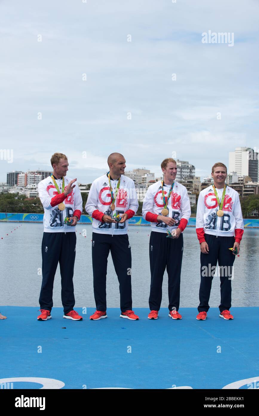 Rio de Janeiro. BRÉSIL médaillée d'or – quatre finales pour Homme. GBR 4-, noeud. Alex GREGORY, No SHIBI, George NASH et Stan LOULOUDIS., régate olympique de remorquage 2016. Lagoa Stadium, Copacabana, “Jeux Olympiques d’été” Rodrigo de Freitas Lagoon, Lagoa. Heure locale 16:55:06 vendredi 12/08/2016 [crédit obligatoire; images Peter SPURRIER/Intersport] Banque D'Images