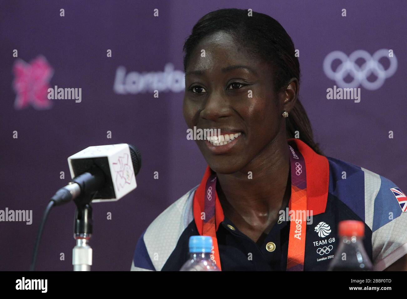 Anita Asante de Grande-Bretagne assiste à la Conférence de presse de l'équipe Grande-Bretagne sur les femmes au Millenium Stadium Banque D'Images