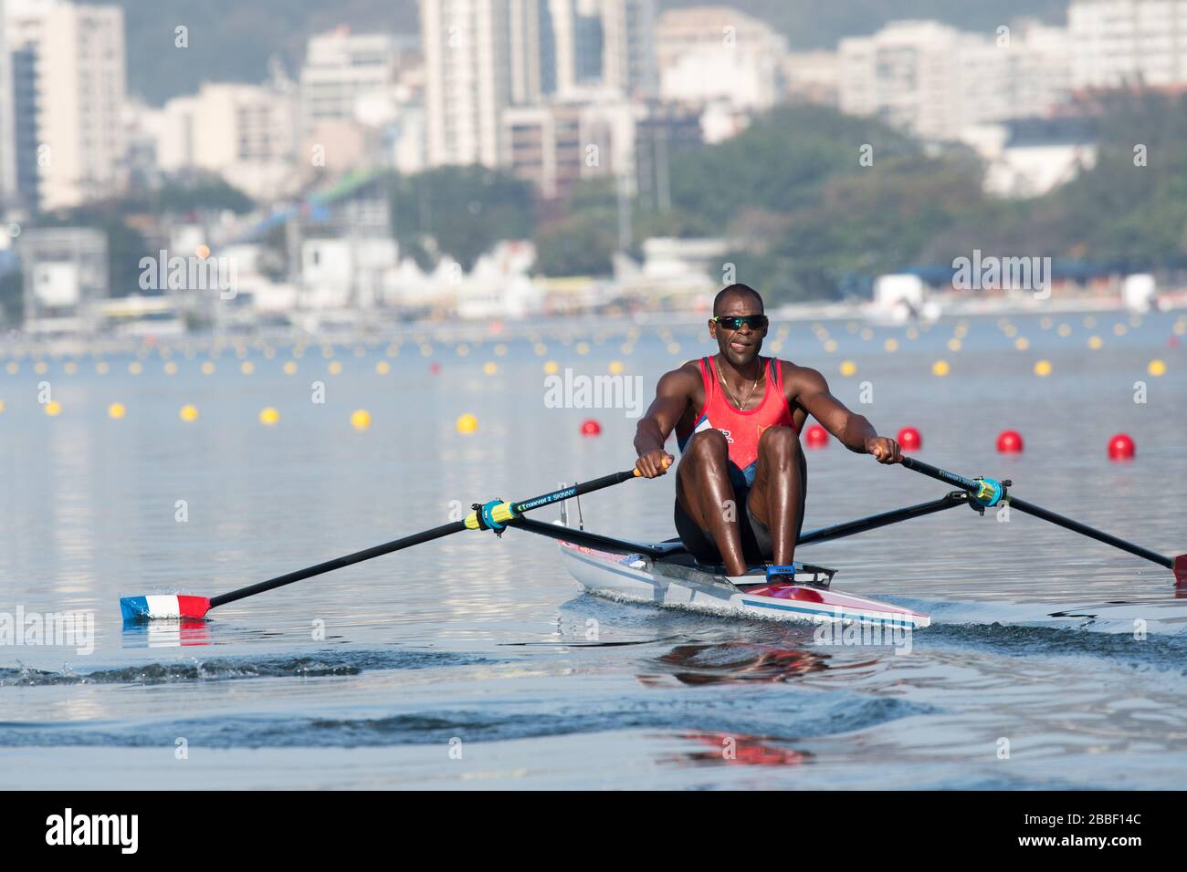 Rio de Janeiro. BRÉSIL. CUB M1X Angel FOURNIER RODRIGUEZ, Angel Rio de Janeiro. BRÉSIL. Régate olympique de remorquage 2016. Stade Lagoa, Copacabana, ÒOlympic été GamesÓ Rodrigo de Freitas Lagoon, Lagoa. Samedi 06 août 2016 [crédit obligatoire:Peter SPURRIER/Intersport Images] Banque D'Images