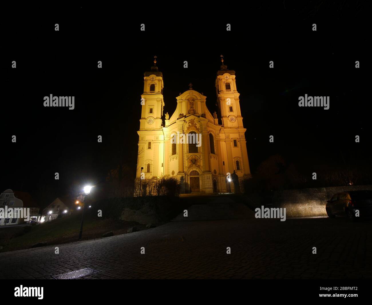 Ottobeuren, Allemagne : vue nocturne sur la basilique de l'abbaye Banque D'Images