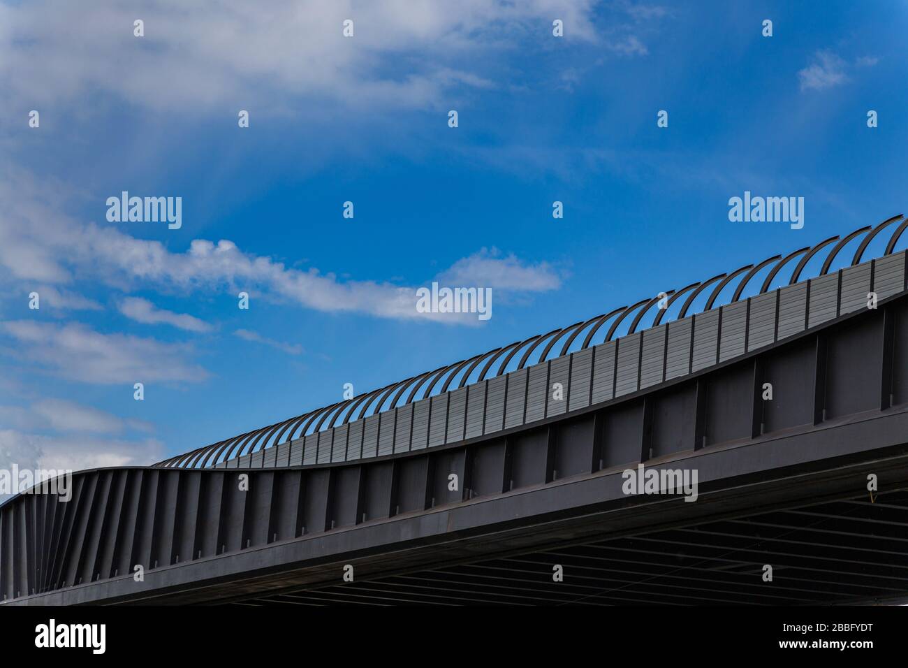 Heilbronn, Allemagne - 05. Mai 2019: Nouveau pont Autobahn pour l'autoroute 6 rénovée au-dessus de la rivière Neckar Banque D'Images