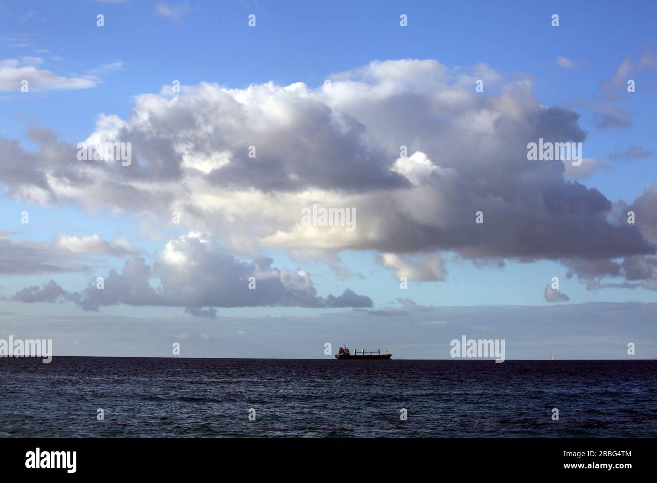 Vue sur la mer de Grenade depuis le navire de la plage de Grand Anse Banque D'Images