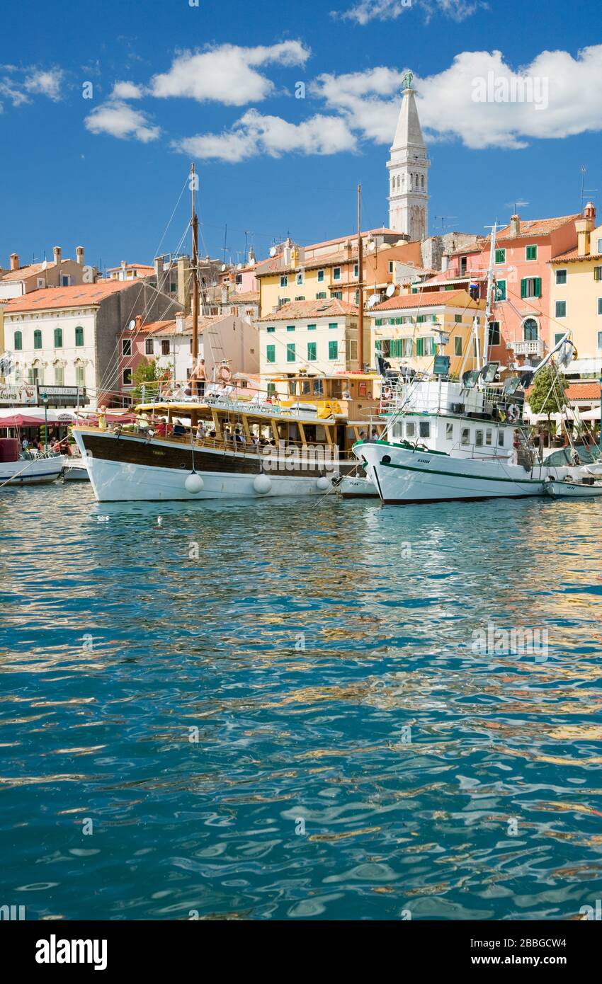 Port de Rovinj, Rovinj, région de l'Istrie, Croatie, Europe Banque D'Images