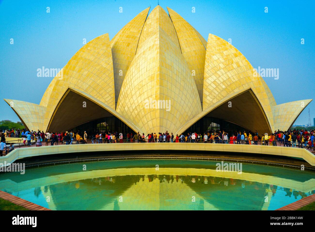 Le Temple Lotus, situé à Delhi, Inde, Banque D'Images