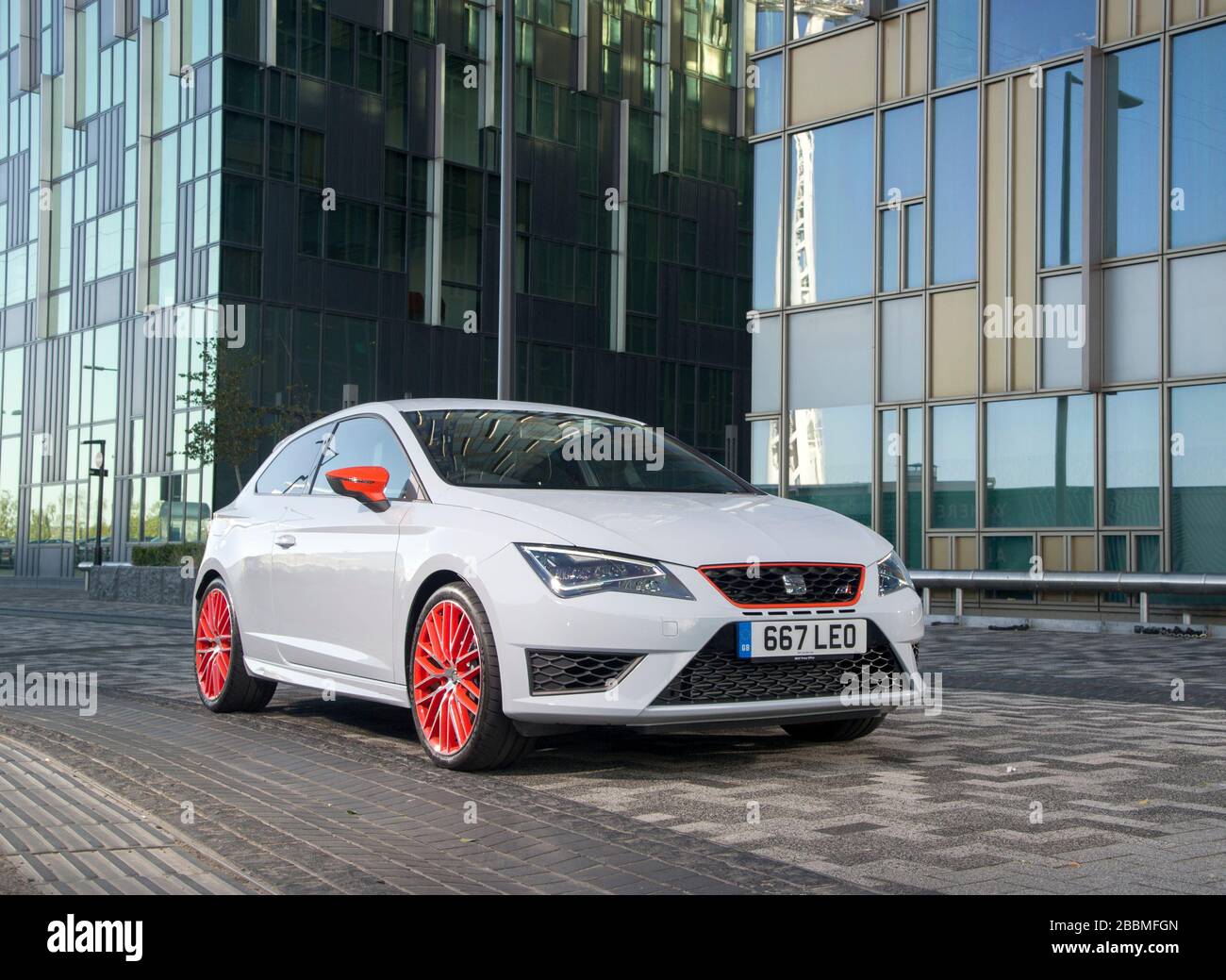 SIÈGE de 2015 Leon Cupra Ultimate, trappe chaude espagnole Banque D'Images