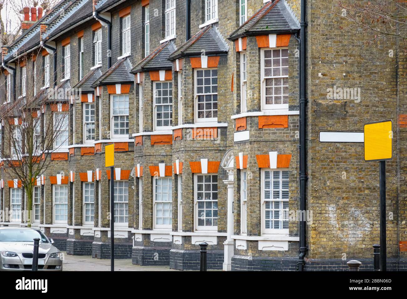 Maisons en terrasses anglaises traditionnelles à Londres, au Royaume-Uni Banque D'Images