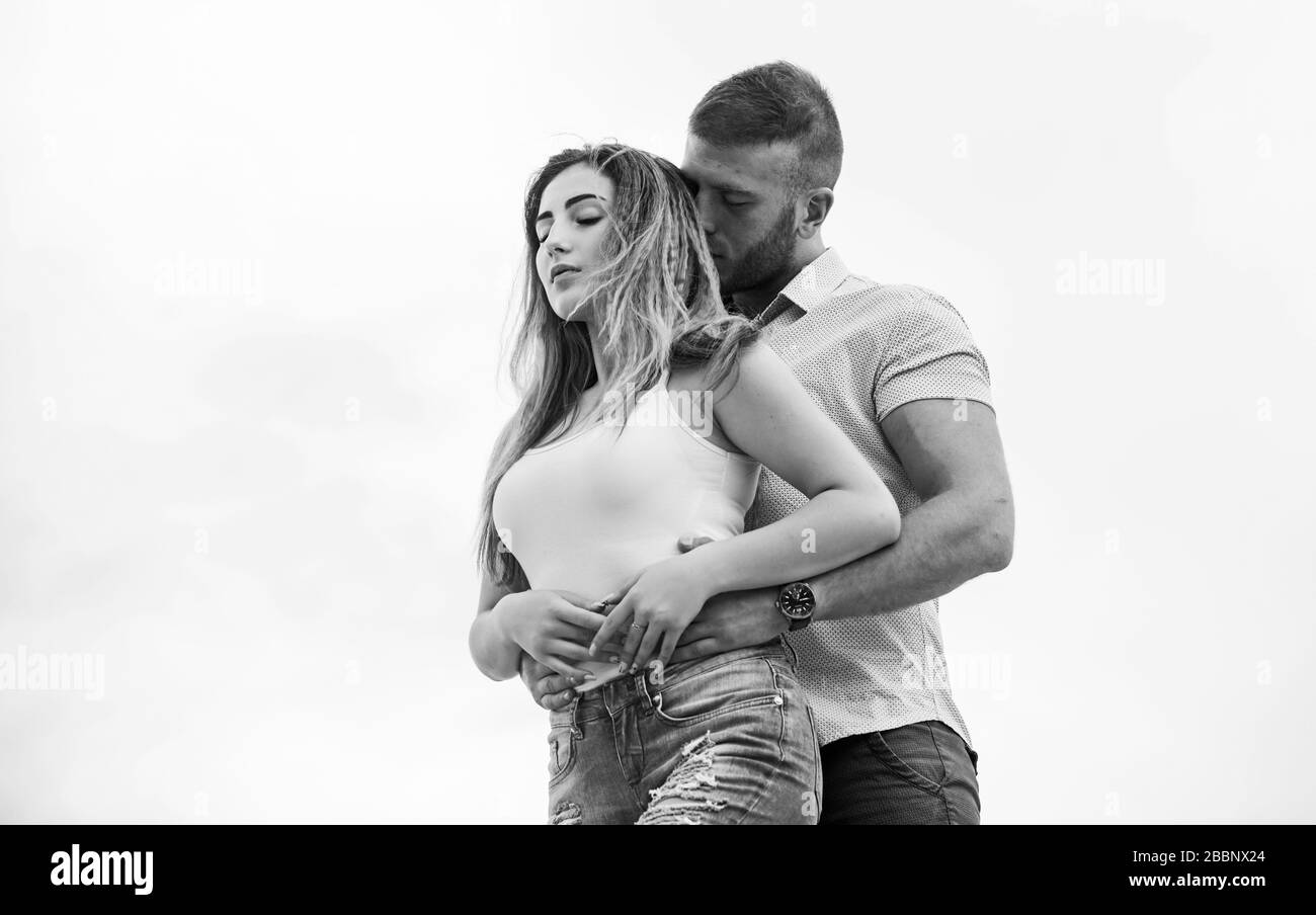 Couple Amoureux Ensemble Pour Toujours Nous Deux Histoire D Amour Relations Romantiques Jolie Relation L Homme Et La Femme Calin La Nature Fond Vrai Amour Le Soutenir L Amour De La Famille Devotion Et Confiance