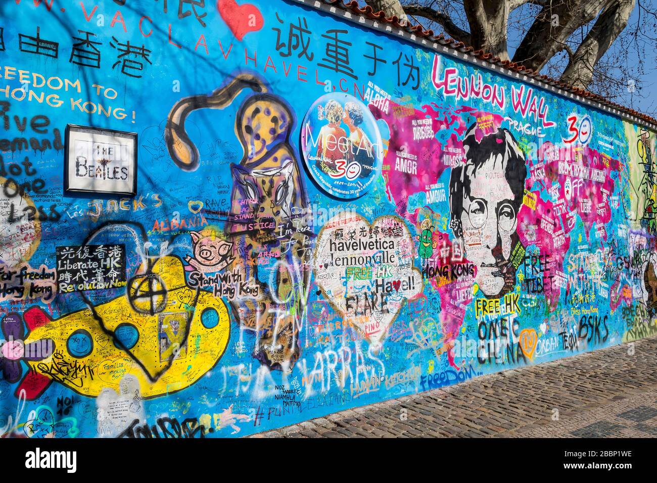 Le mur de John Lennon à Prague en temps de Covid-19 pandemy, Tchéquie Banque D'Images