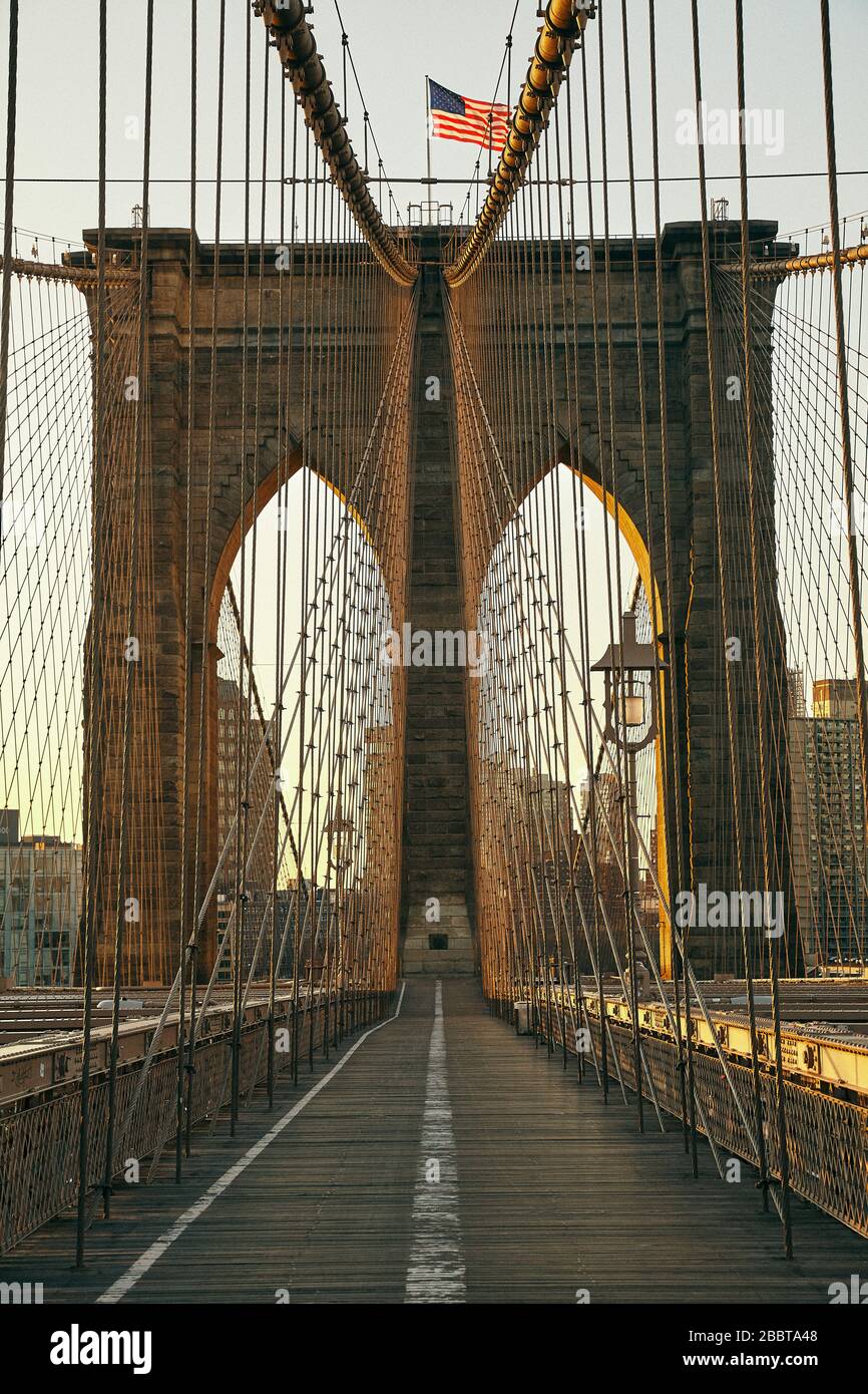 Pont de Brooklyn vide Banque D'Images