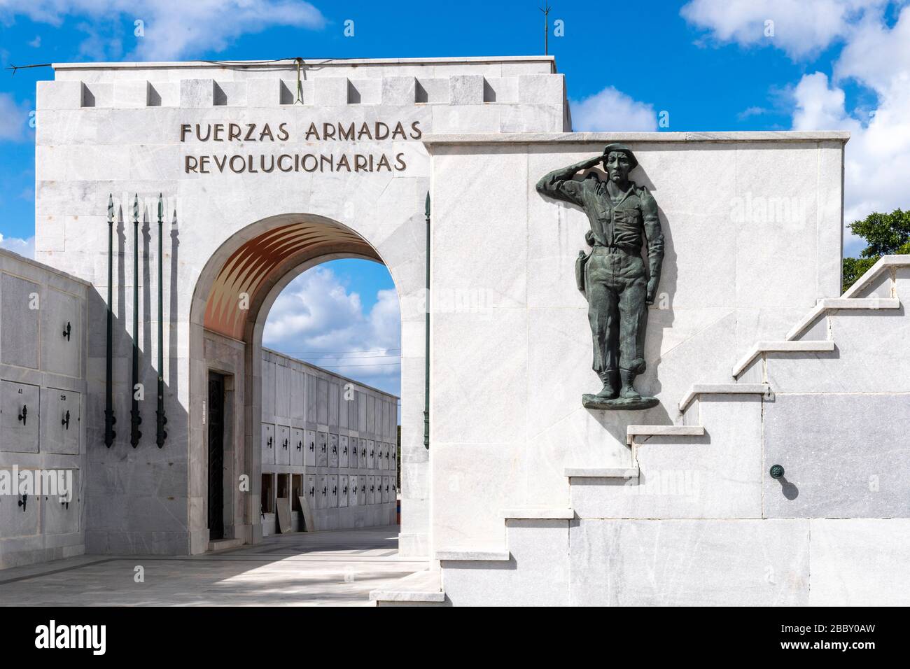 Monument aux héros de la Révolution, cimetière Nécropolis Cristobal Colon, la Havane Banque D'Images
