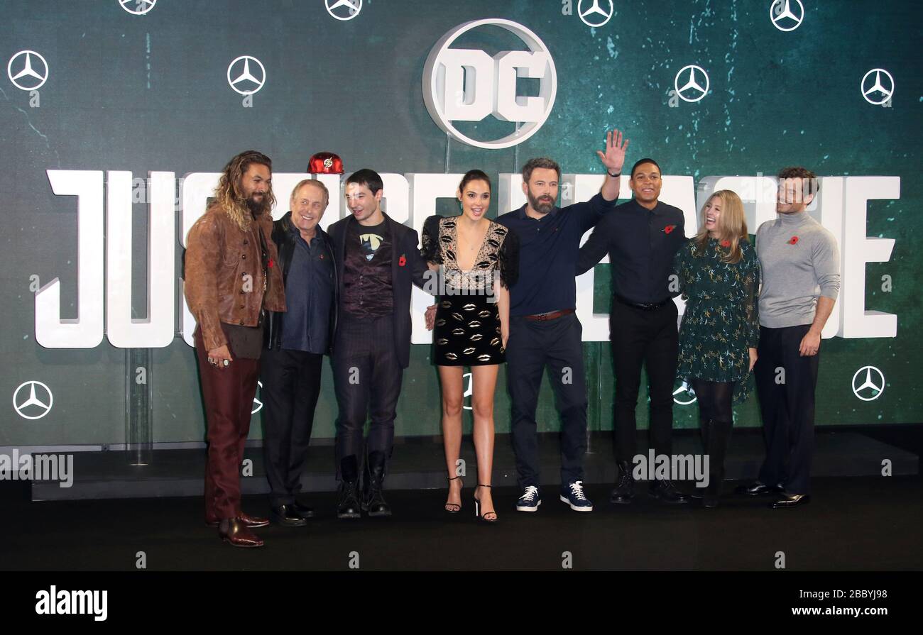 04 novembre 2017 - Londres, Angleterre, Royaume-Uni - "Justice League" Photocall Salons: Jason Momoa, Esdras Miller, gal Gadot, Ben Affleck, Ray Fisher, Henry Cavi Banque D'Images