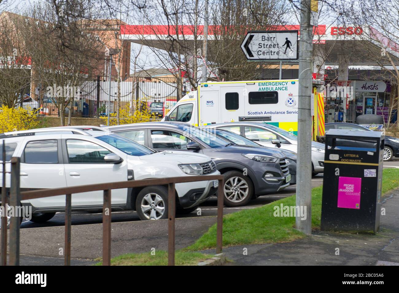 Glasgow, Royaume-Uni. 2 avril 2020. Photo : scènes du NHS Covid19 Testing Center à Barr Street, Glasgow. Crédit : Colin Fisher/Alay Live News Banque D'Images