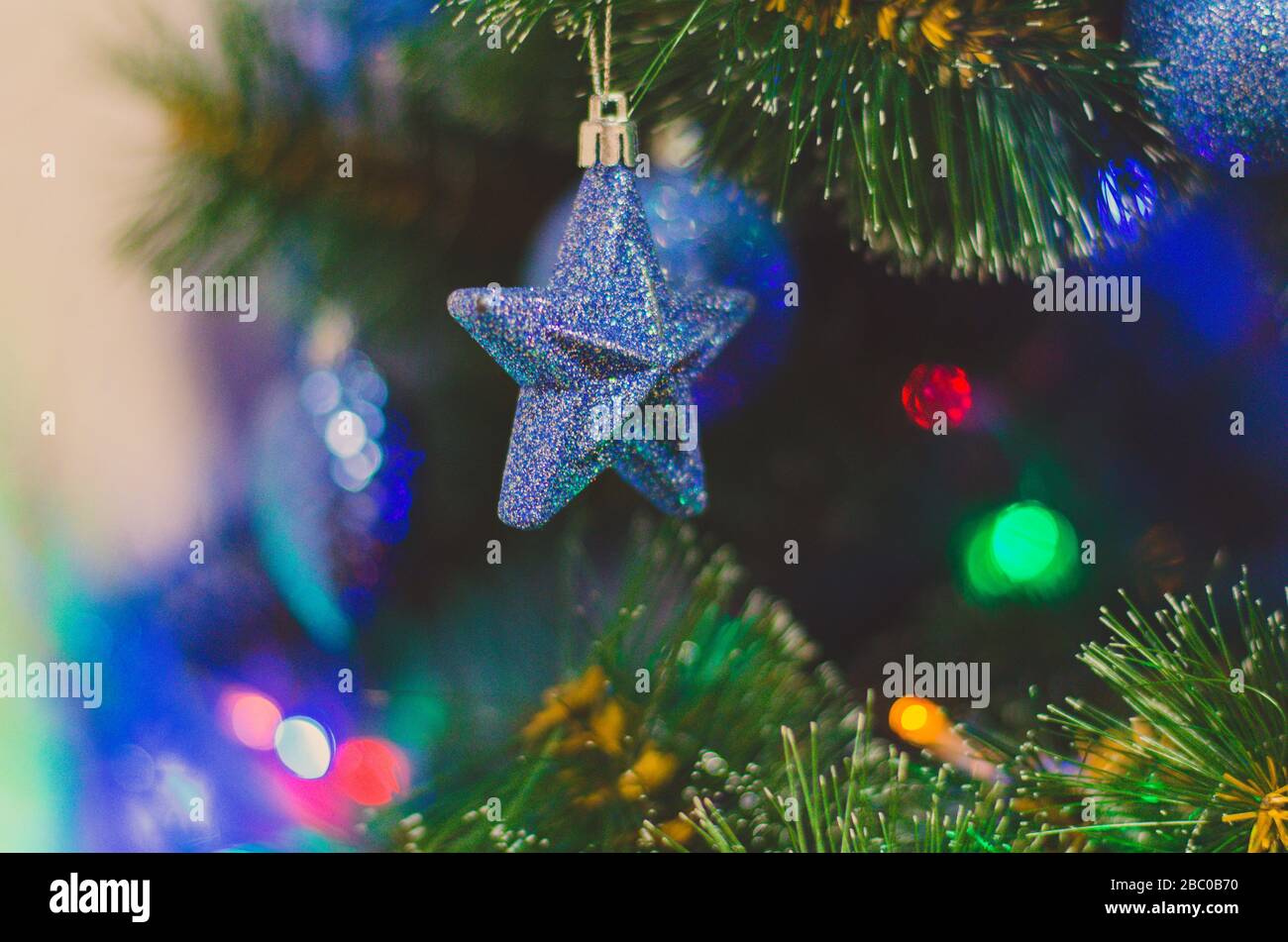 Étoile bleue - jouet d'arbre de Noël Banque D'Images
